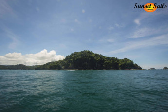 catamaran tour manuel antonio costa rica