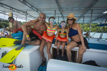 catamaran tour manuel antonio costa rica