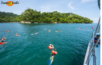 catamaran tour manuel antonio costa rica