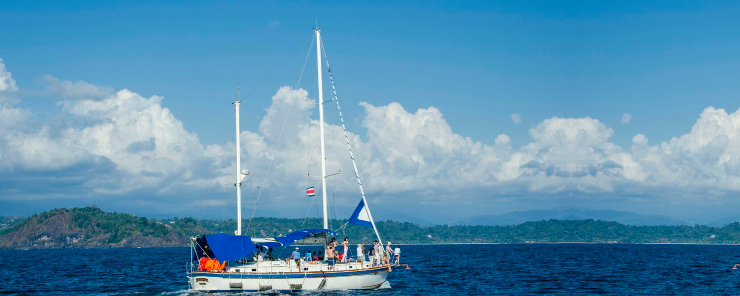 Sailing in Manuel Antonio Costa Rica